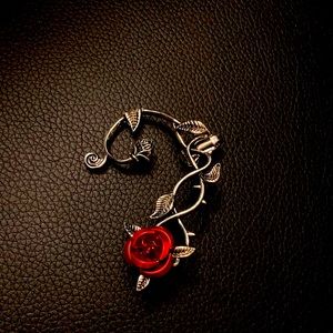 Thorn and Rose ear cuff